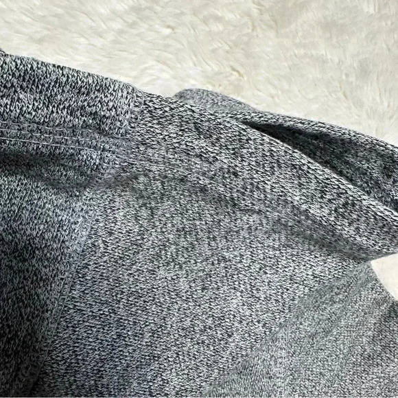 Roots Hoodie  Grey & Black Size Mediun - Picture 14 of 16